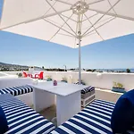 Fivos Hotel Alikí
