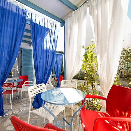 Fivos Hotel Alikí