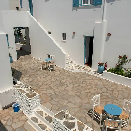 Fivos Hotel Alikí