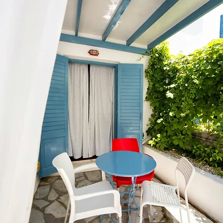 Fivos Hotel 3*
