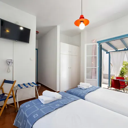 Fivos Hotel